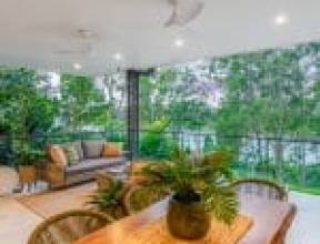 38 Riviere Place, KENMORE, QLD 4069 AUS