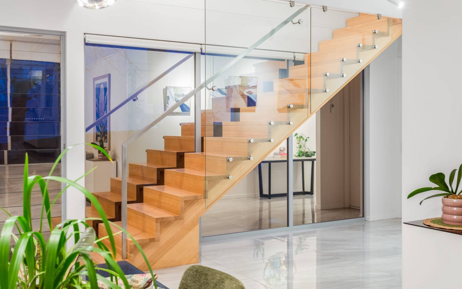 38 Riviere Place, KENMORE, QLD 4069 AUS