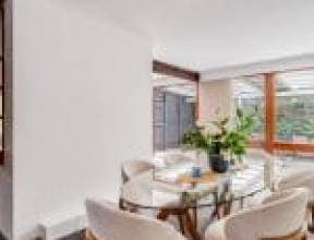 76 Twilight Street, KENMORE, QLD 4069 AUS