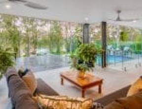 38 Riviere Place, KENMORE, QLD 4069 AUS