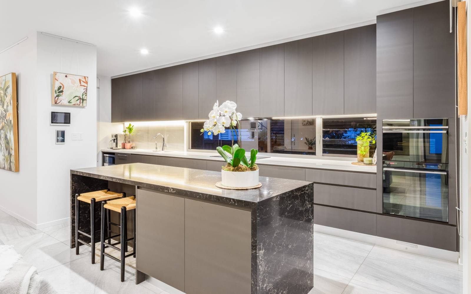 38 Riviere Place, KENMORE, QLD 4069 AUS