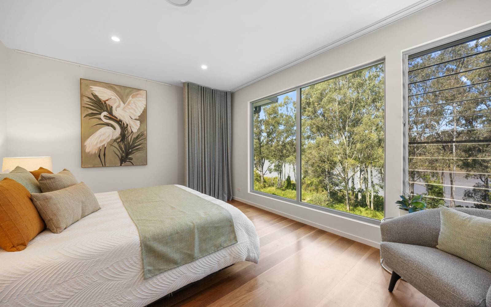 38 Riviere Place, KENMORE, QLD 4069 AUS