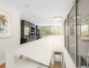 38 Riviere Place, KENMORE, QLD 4069 AUS