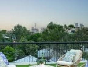 24 Bishop Street, ST LUCIA, QLD 4067 AUS