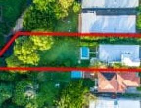 RED HILL, QLD 4059 AUS