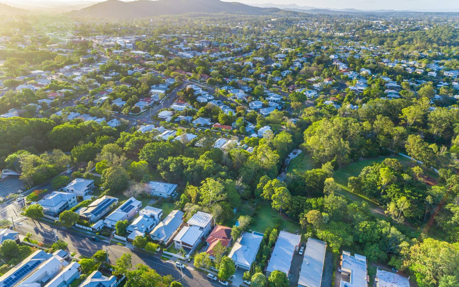 RED HILL, QLD 4059 AUS