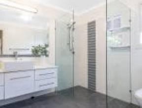 RED HILL, QLD 4059 AUS