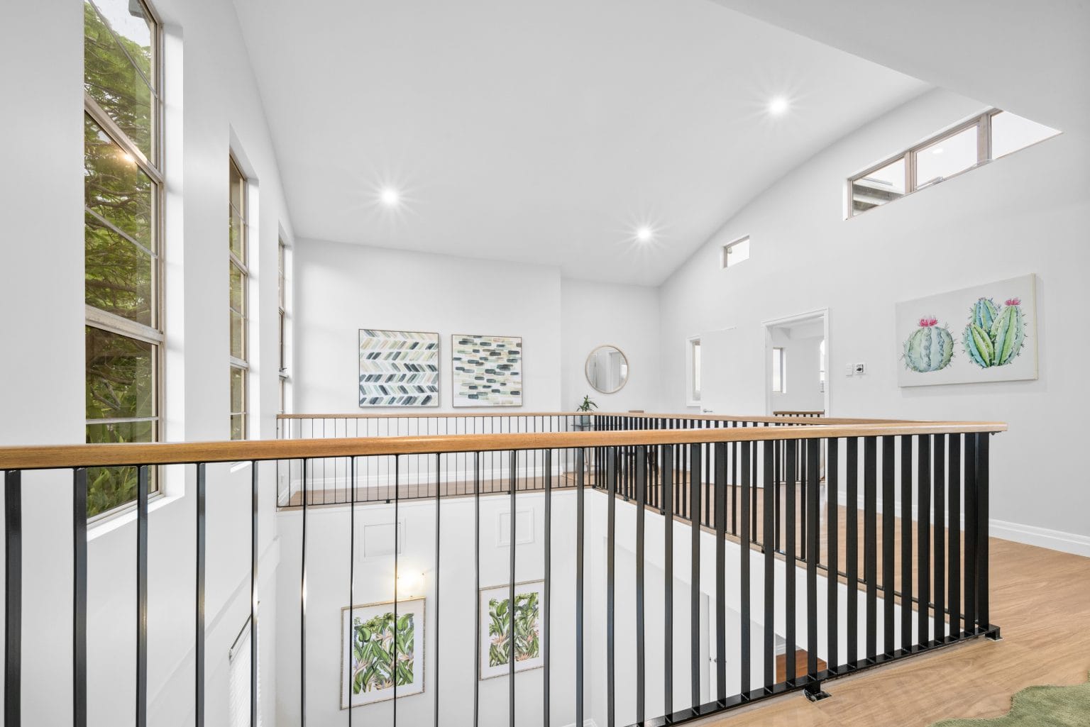 24 Bishop Street, ST LUCIA, QLD 4067 AUS