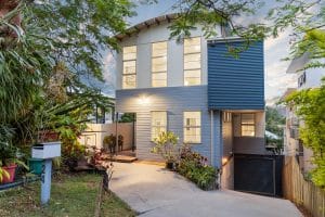 24 Bishop Street, ST LUCIA, QLD 4067 AUS