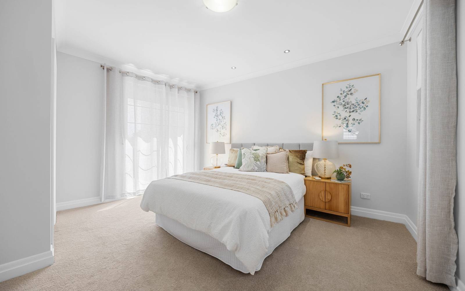 24 Bishop Street, ST LUCIA, QLD 4067 AUS