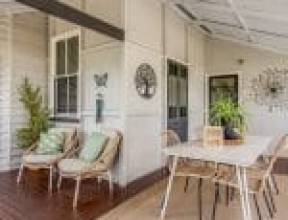 10 Chubb Street, ONE MILE, QLD 4305 AUS