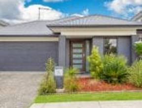 5 Leaf Street, GREENBANK, QLD 4124 AUS