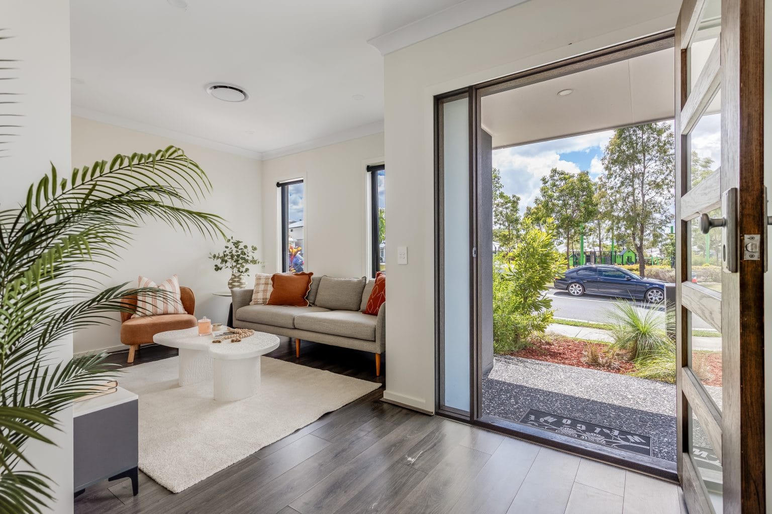 5 Leaf Street, GREENBANK, QLD 4124 AUS