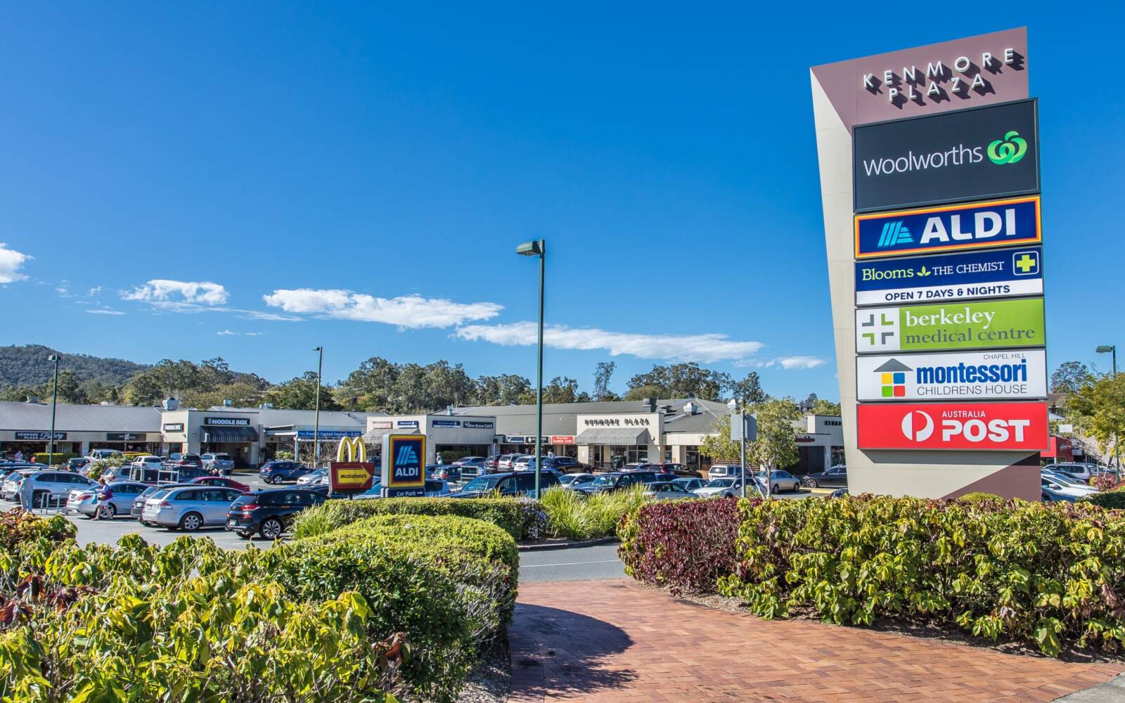 17 Katunga Street, KENMORE, QLD 4069 AUS