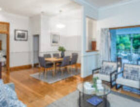 86 Arthur Terrace, RED HILL, QLD 4059 AUS