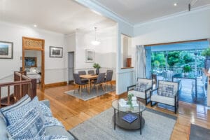 86 Arthur Terrace, RED HILL, QLD 4059 AUS