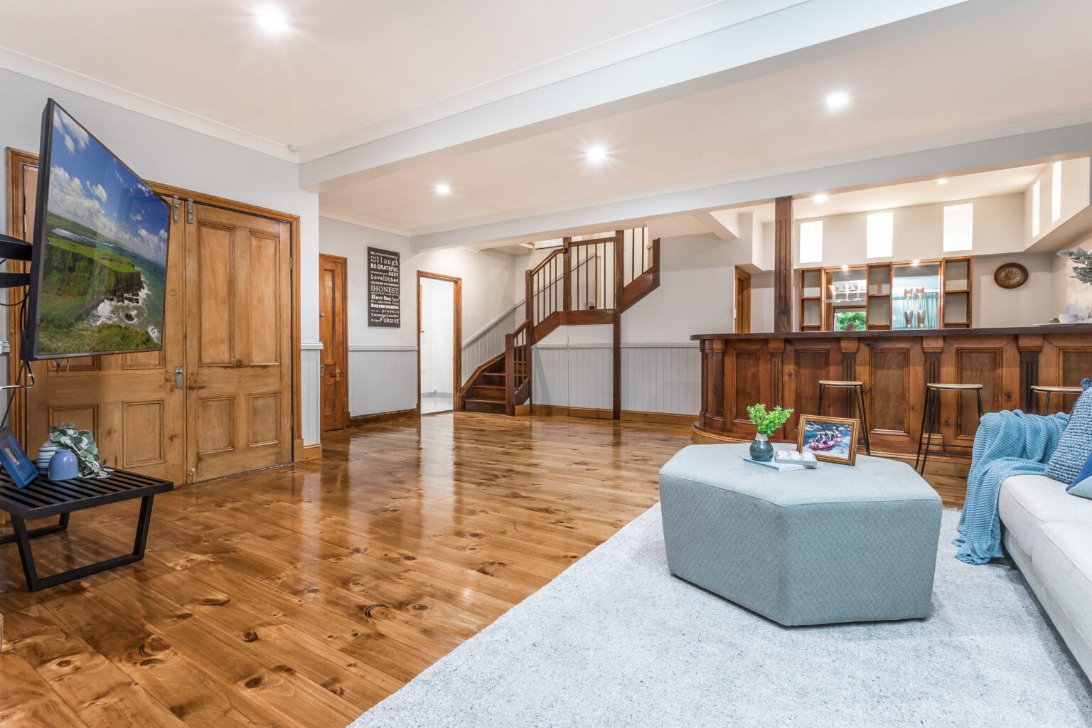 86 Arthur Terrace, RED HILL, QLD 4059 AUS