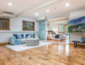 86 Arthur Terrace, RED HILL, QLD 4059 AUS