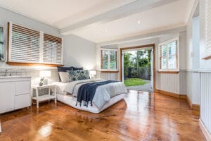 86 Arthur Terrace, RED HILL, QLD 4059 AUS