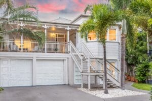 86 Arthur Terrace, RED HILL, QLD 4059 AUS