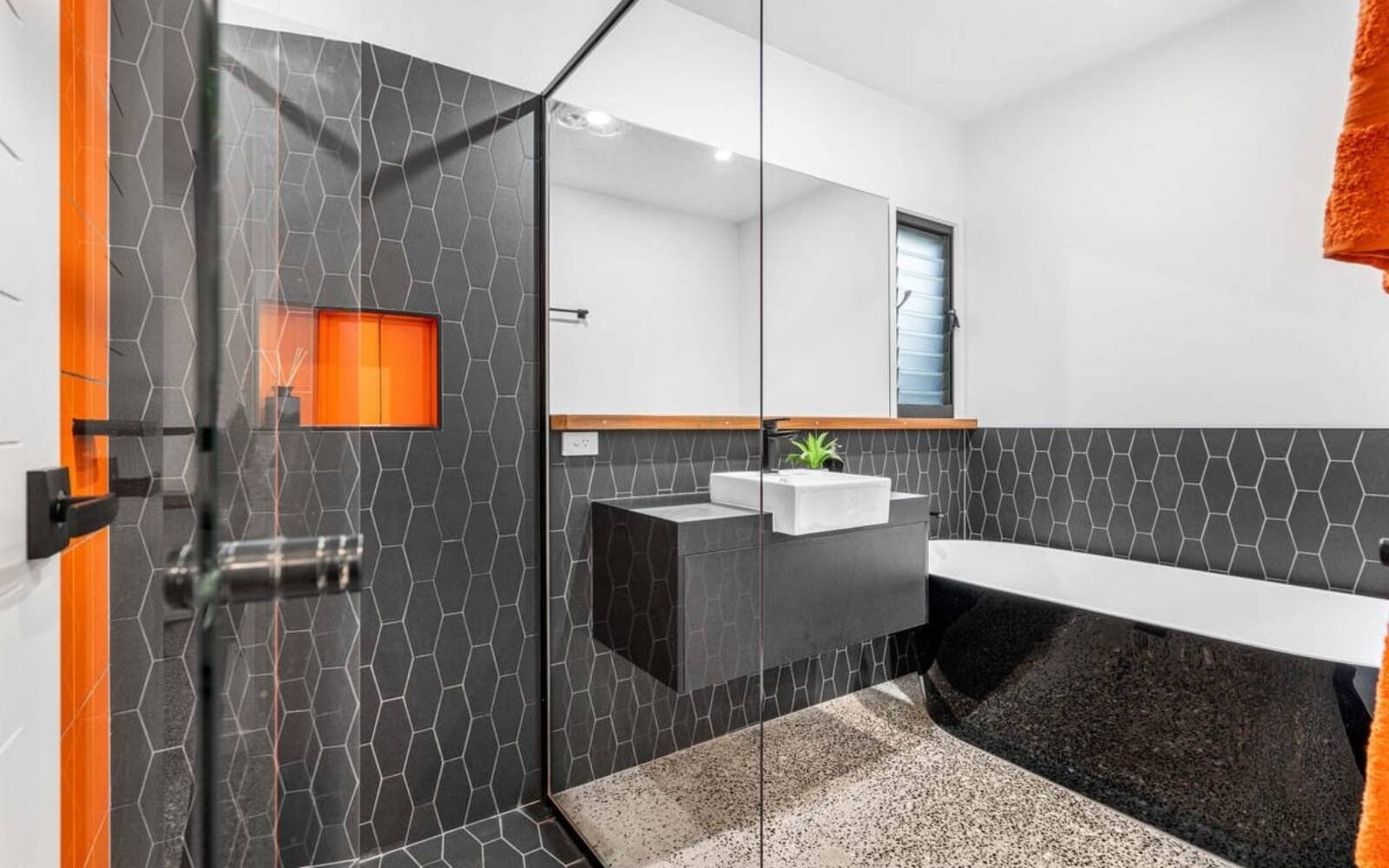 53A Willard Road, CAPALABA, QLD 4157 AUS