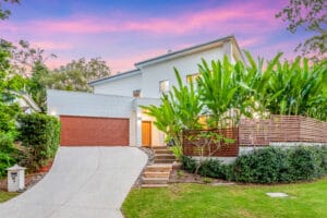 33 Katunga Street, KENMORE, QLD 4069 AUS