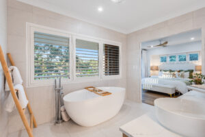 33 Katunga Street, KENMORE, QLD 4069 AUS