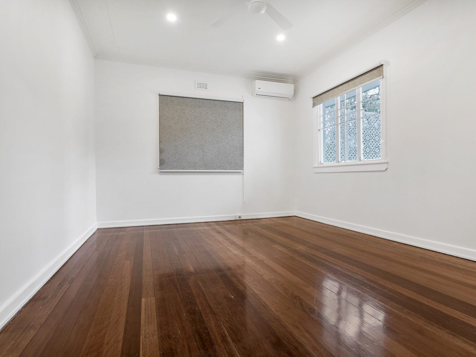 130 Hamilton Road, WAVELL HEIGHTS, QLD 4012 AUS