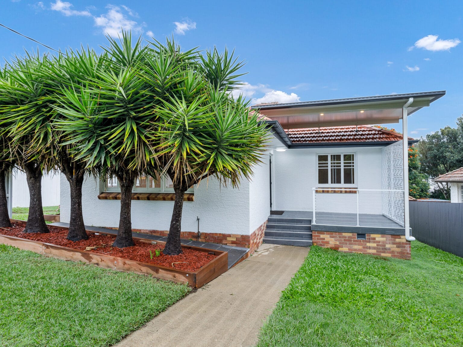 130 Hamilton Road, WAVELL HEIGHTS, QLD 4012 AUS