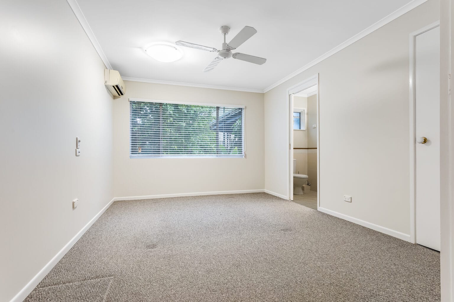 8 Ramor Street, KENMORE, QLD 4069 AUS