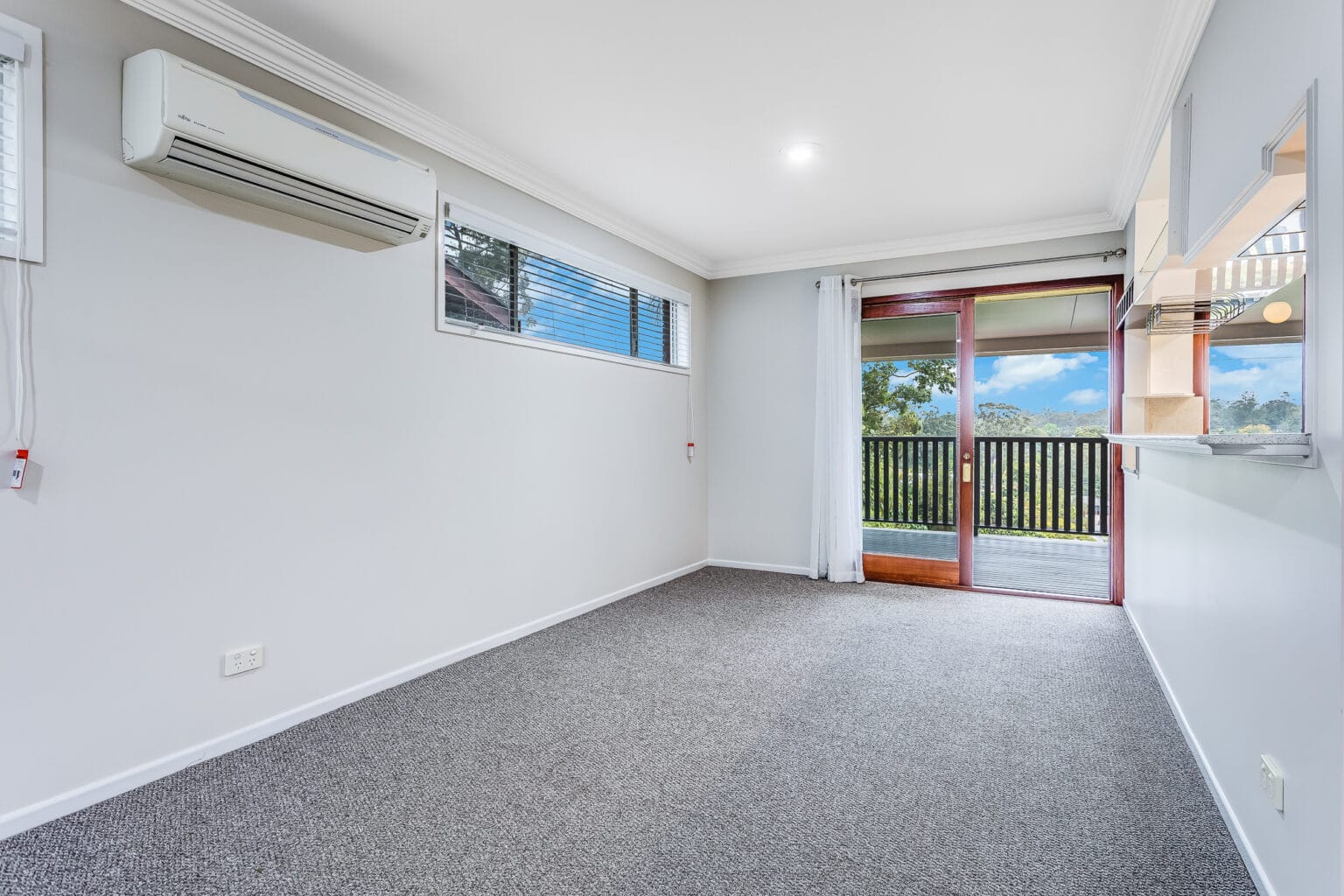 8 Ramor Street, KENMORE, QLD 4069 AUS