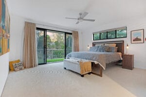 16 Ogle Place, PULLENVALE, QLD 4069 AUS