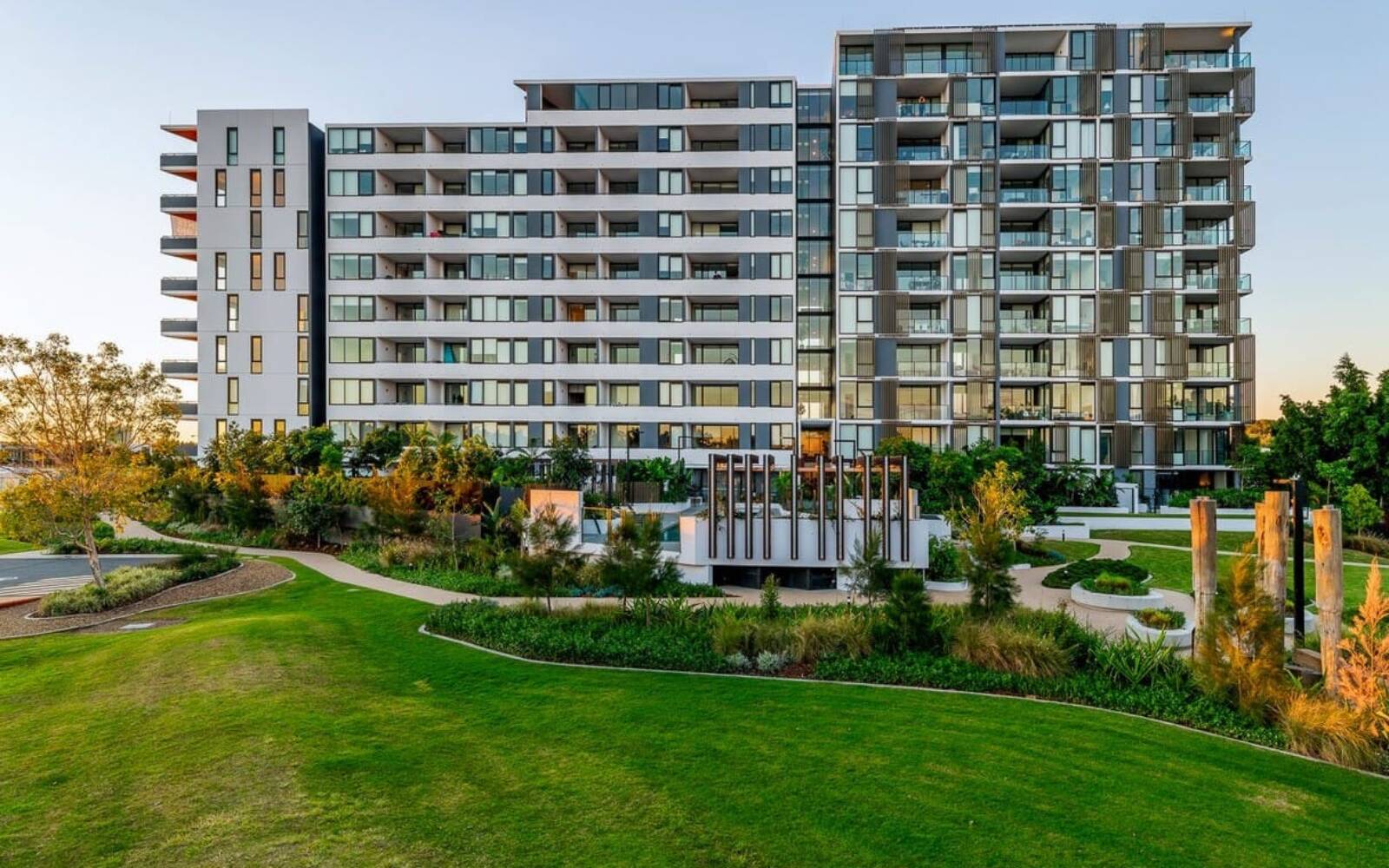 10701/320 Macarthur Avenue, HAMILTON, QLD 4007 AUS