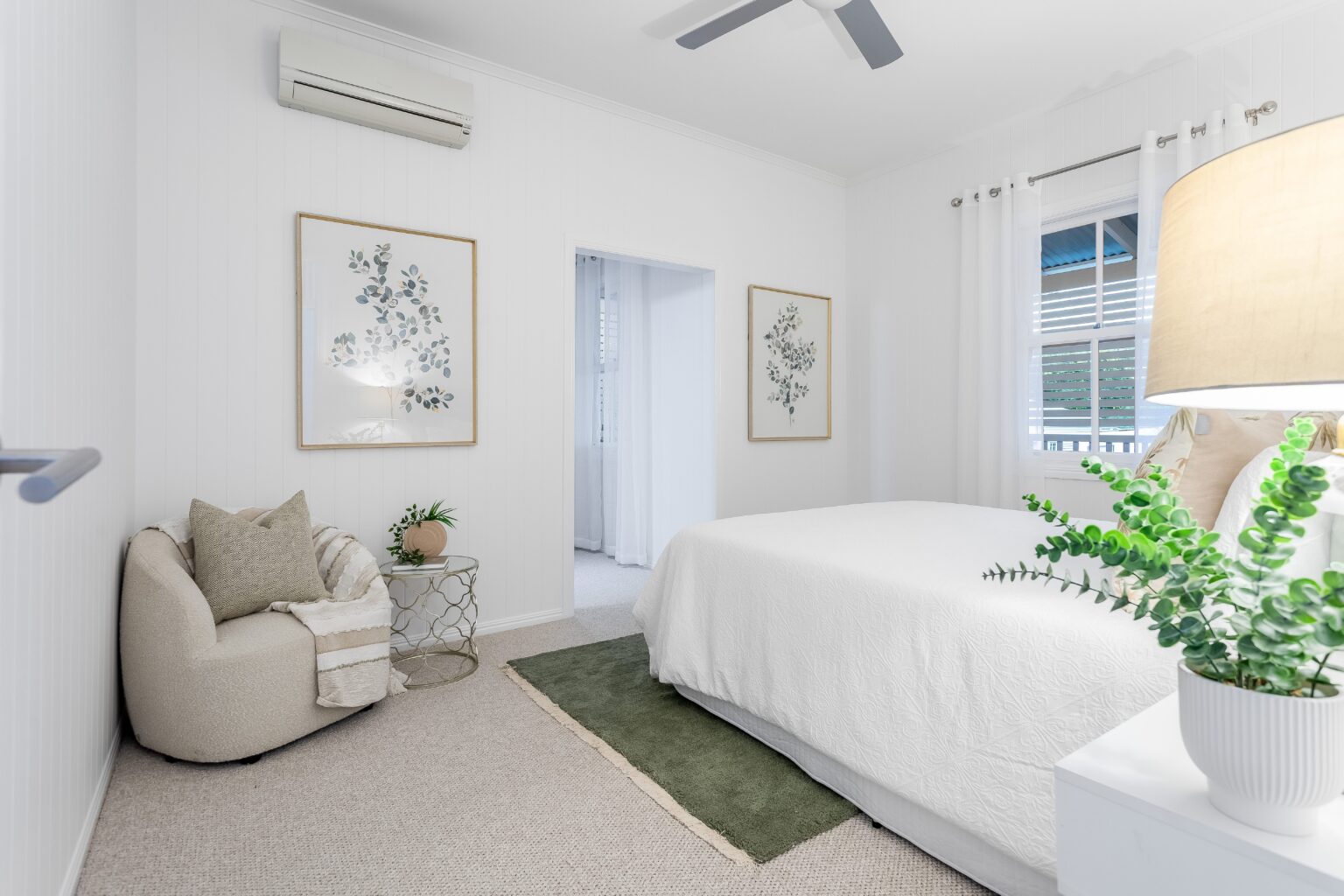24 Praed Street, RED HILL, QLD 4059 AUS
