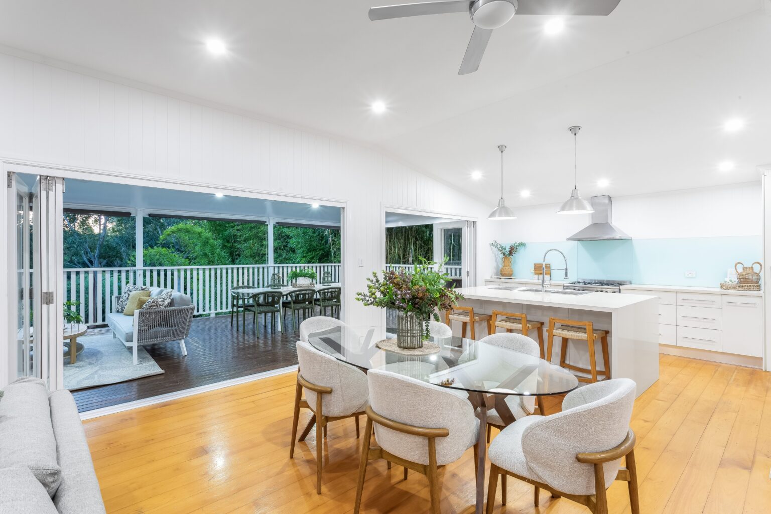24 Praed Street, RED HILL, QLD 4059 AUS